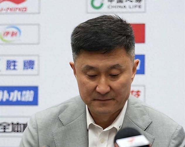 杜锋：球队还在观察大外援对崔永熙的使用目前还有所保护