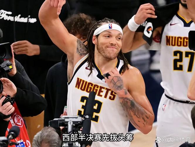 最后一节拯救了球队!但掘金后场核心在前三节的表现都非常平庸