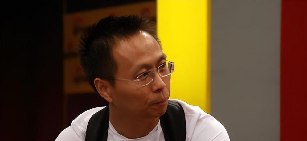 点赞!詹俊探望患病利物浦球迷:只要都保持健康,好日子就在前面