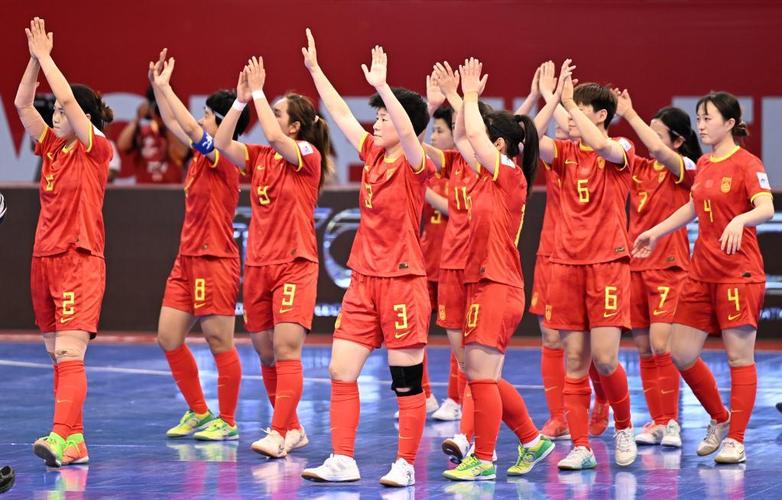 中国女足世界杯亚军球衣？中国女子足球世界杯亚军？