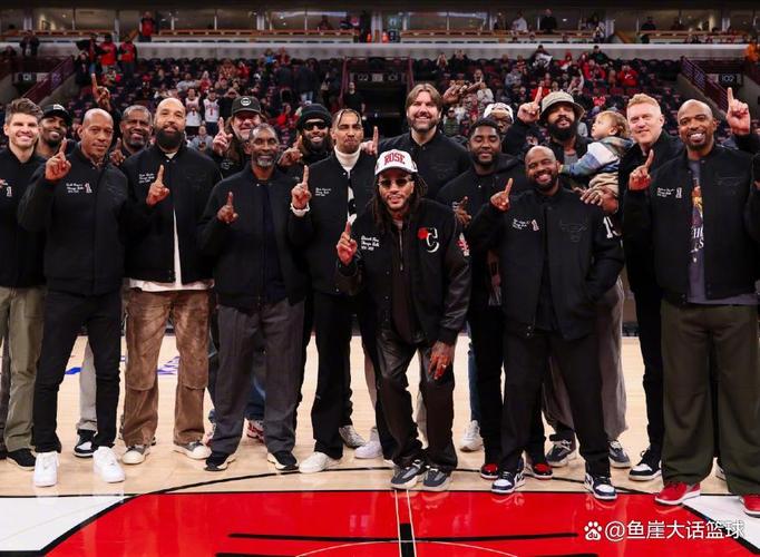 罗斯公牛vs热火三巨头，罗斯公牛战绩？